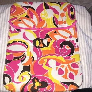 11 1/2 in x 14 1/2 in Laptop sleeve